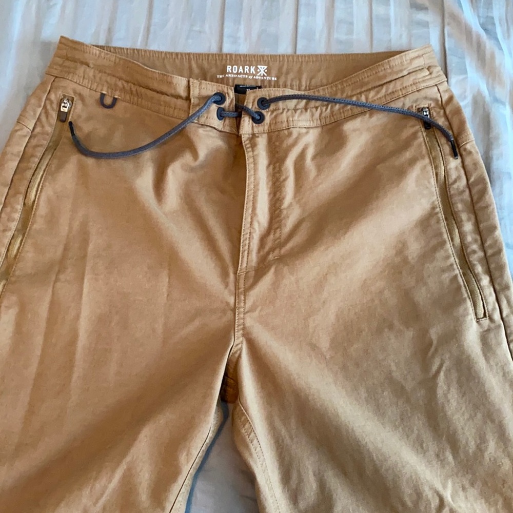 Roark Revival layover pants/travel pant